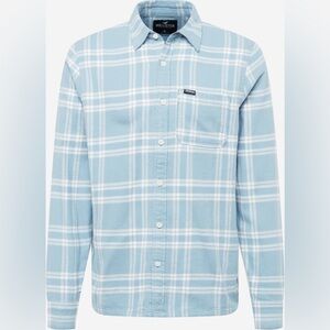NWT HOLLISTER Regular fit Button Up Shirt flannel in Light Blue